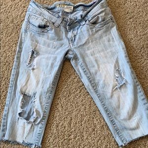 Jean Capri shorts